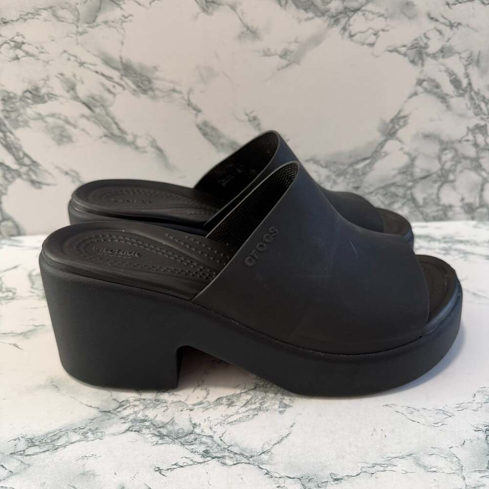 Crocs Women 7 Brooklyn Heel Shoe Platform Chunky Black Open Toe Y2K Style SlipOn